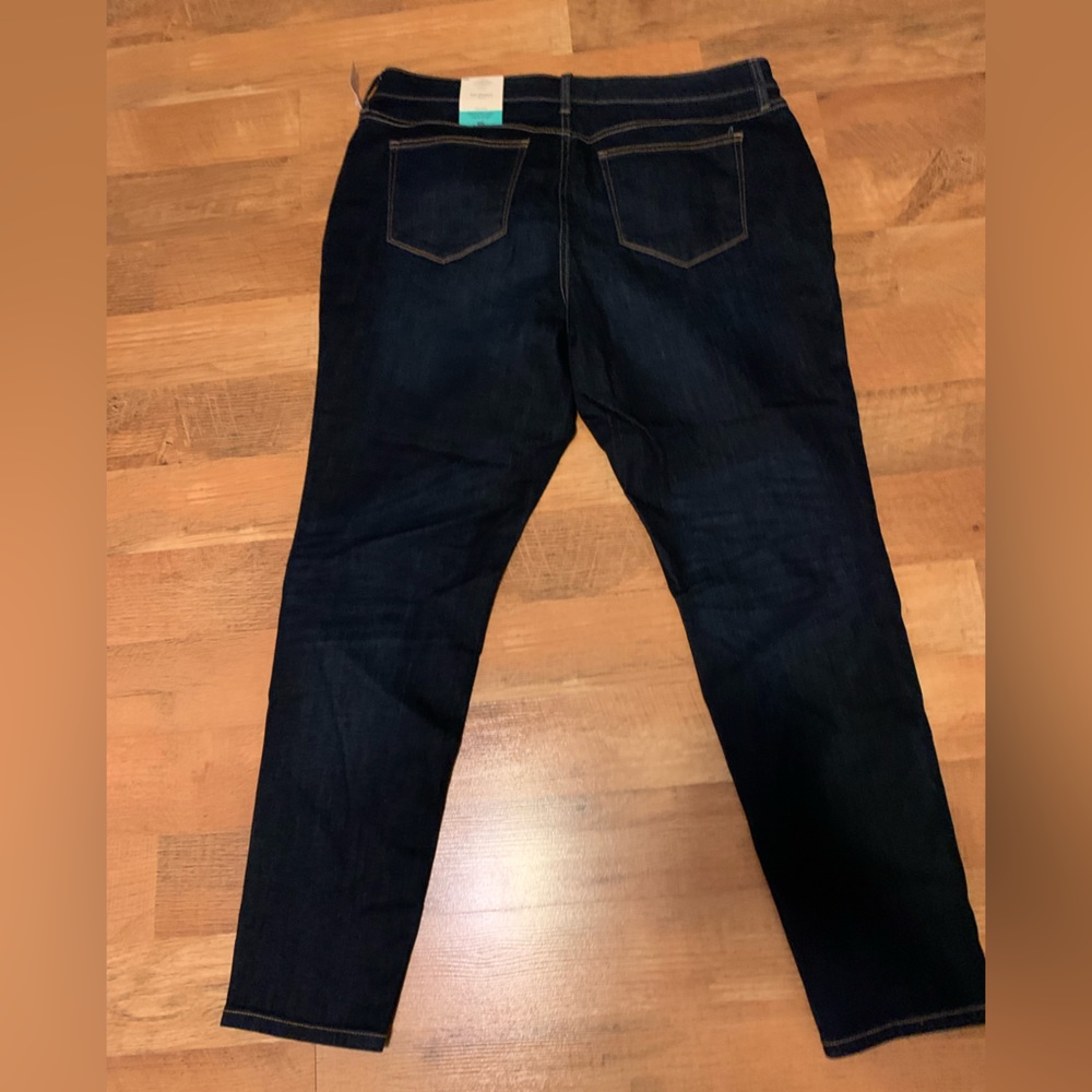 Women’s St John’s Bay Mid-rise Skinny Jean, 18W, Indigo Blue